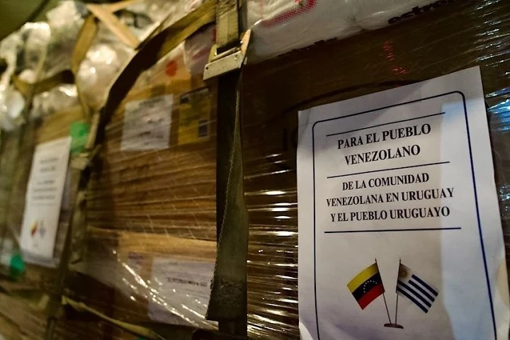 Uruguay alista un segundo vuelo humanitario con medicamentos a Venezuela