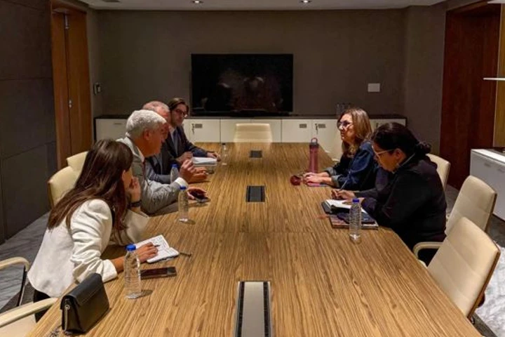 Venezuela y Portugal articulan esfuerzos para recuperación nacional ante contingencia