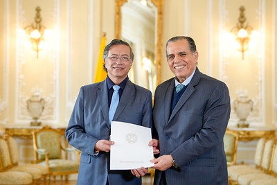 Embajador Ramón Orlando Maniglia presentó Cartas Credenciales al Presidente de Colombia Gustavo Petro