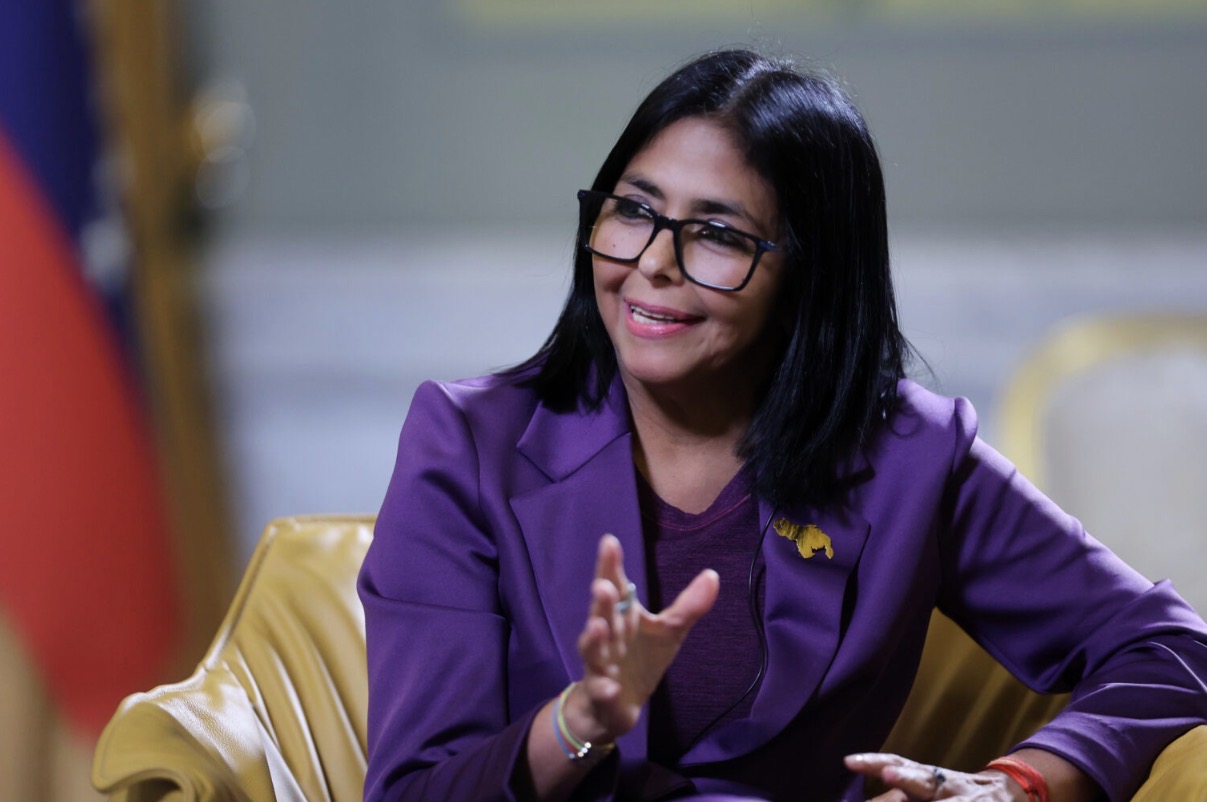 Presidenta Rodríguez apuesta por la diversificación económica y el retorno de Venezuela a los mercados globales