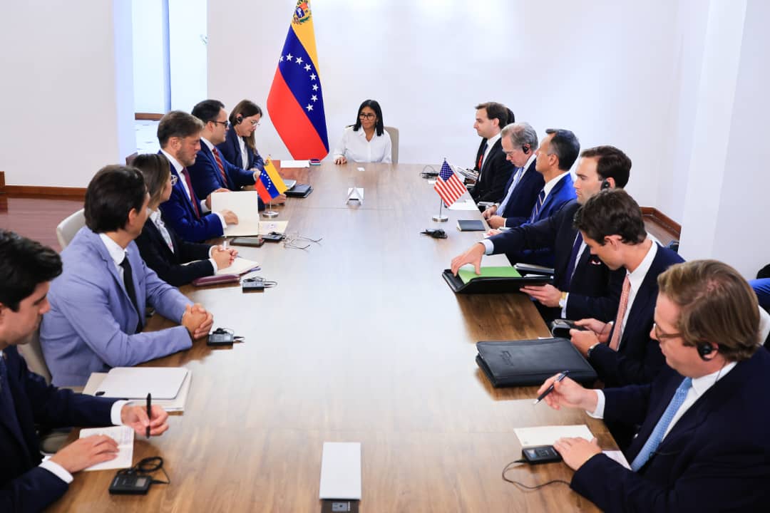 Presidenta Delcy Rodríguez dirige encuentro con delegación de alto nivel proveniente de EEUU