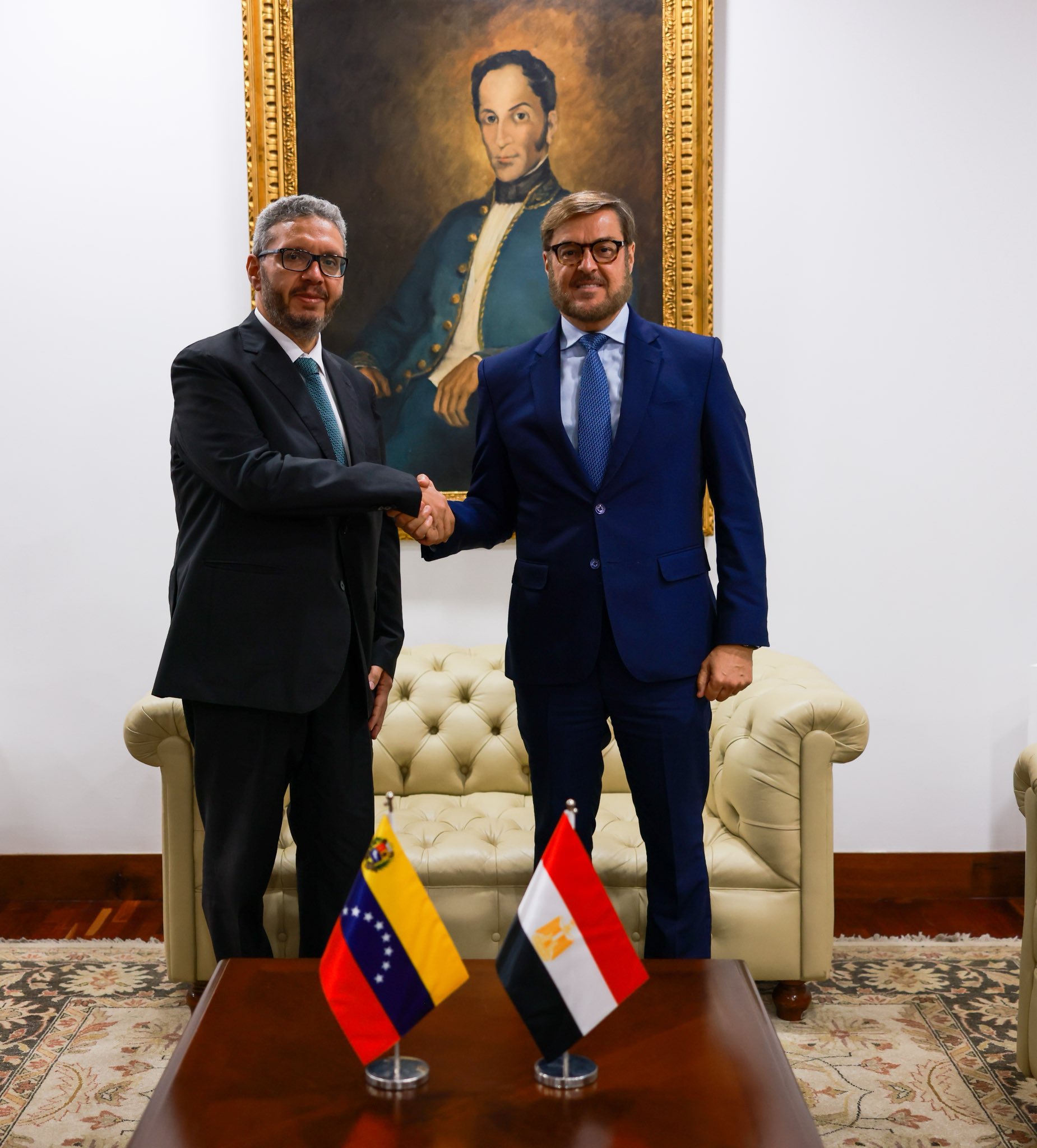 Venezuela y Egipto siguen fortaleciendo la cooperación bilateral y los lazos de hermandad