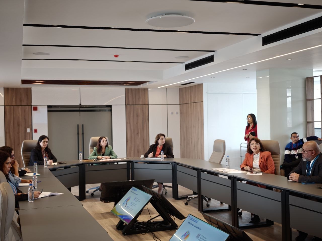 Ministerio para Relaciones Exteriores y Comercio Internacional impulsa formación exportadora para empresas comunales