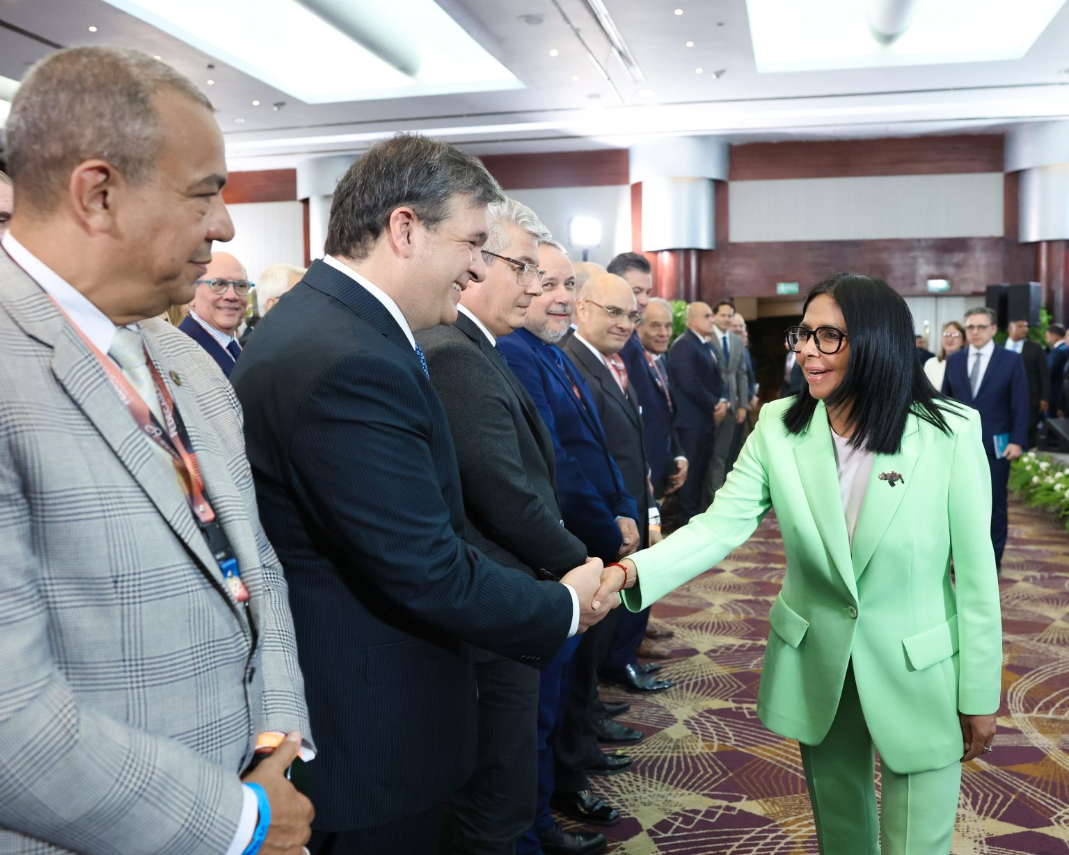 Venezuela impulsa 105 acuerdos estratégicos y estima captar 12 mil millones de dólares en financiamiento