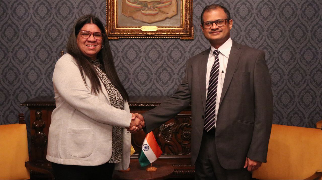Venezuela e India comparten interés en fortalecer la cooperación