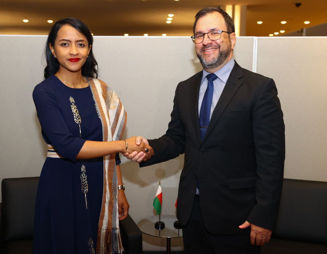 Venezuela y Madagascar avanzan en la construcción de relaciones de cooperación