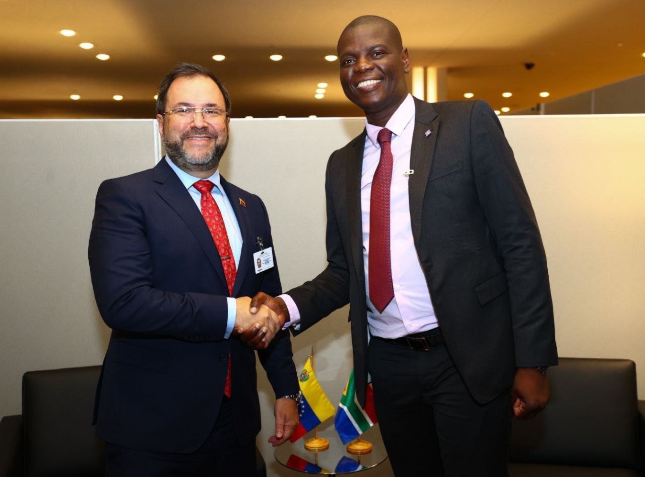 Venezuela y Sudáfrica reafirman estrecha amistad y colaboración binacional