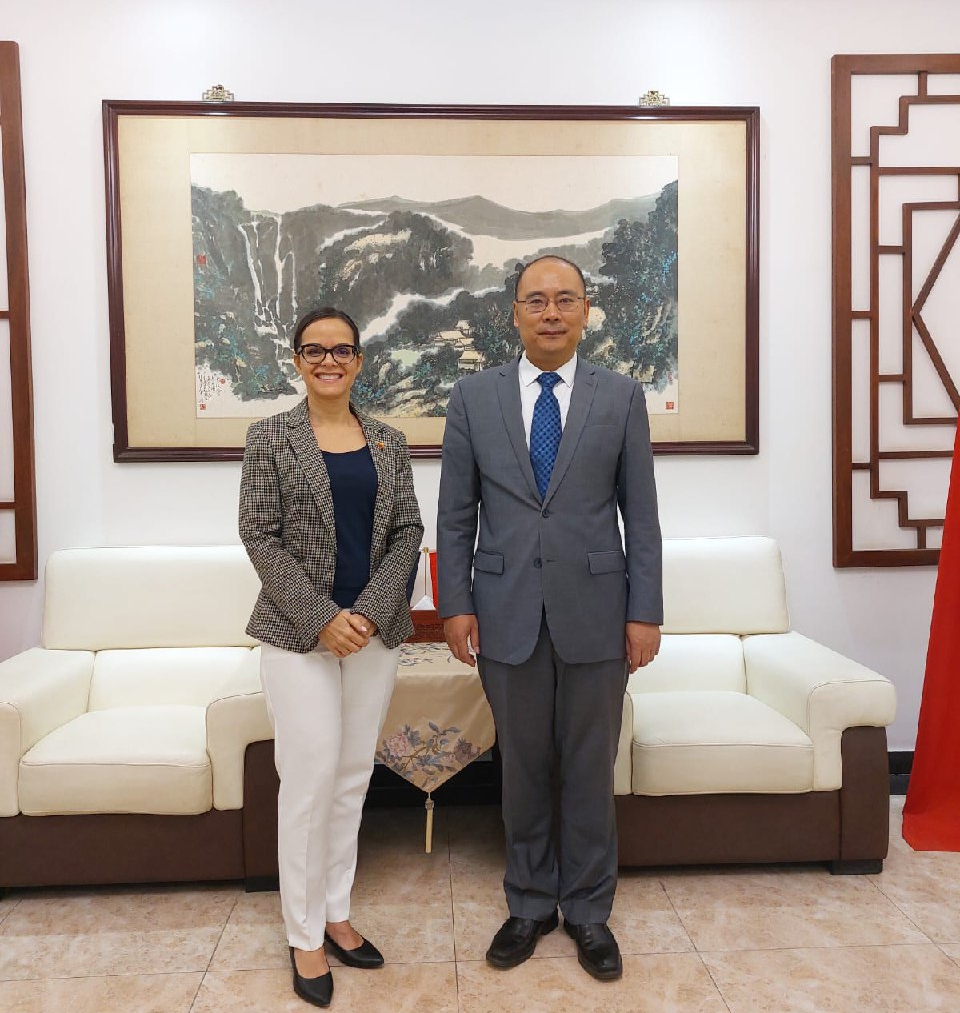 Embajadores de Venezuela y China en Angola mantienen fructífero encuentro