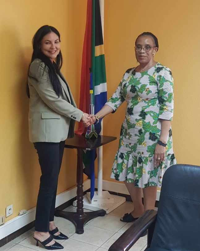 Venezuela afianza amistad con Irán, Siria y Sudáfrica en Senegal