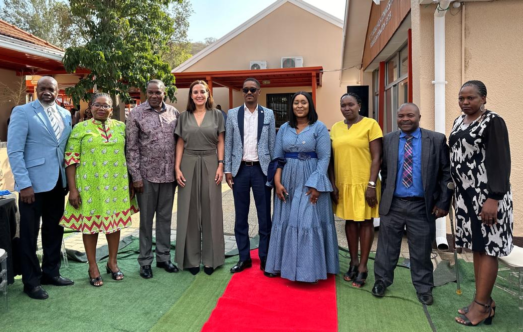 Embajadora en Namibia asistió al 58° aniversario de independencia de Botsuana