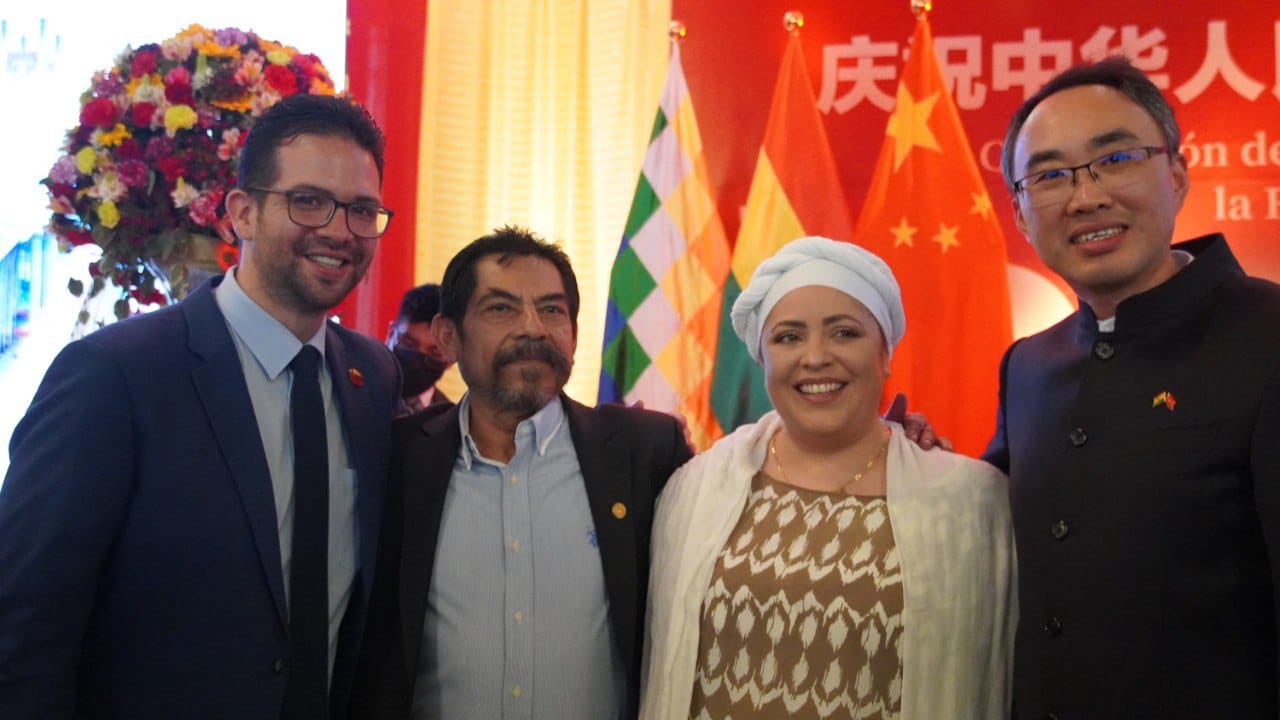 Venezuela presente en 75° aniversario de la República Popular China en Bolivia