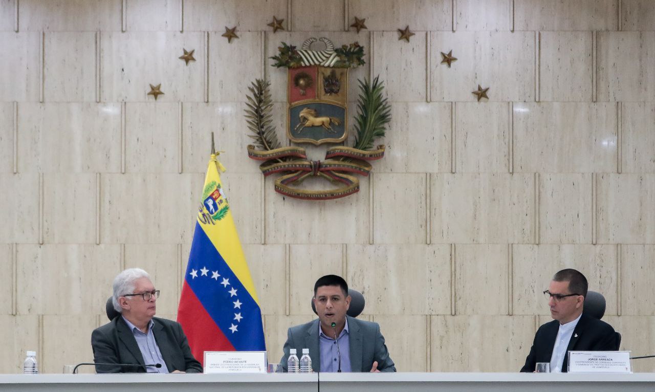 Organizan Foro Mundial Parlamentario contra el Fascismo y a favor de la paz