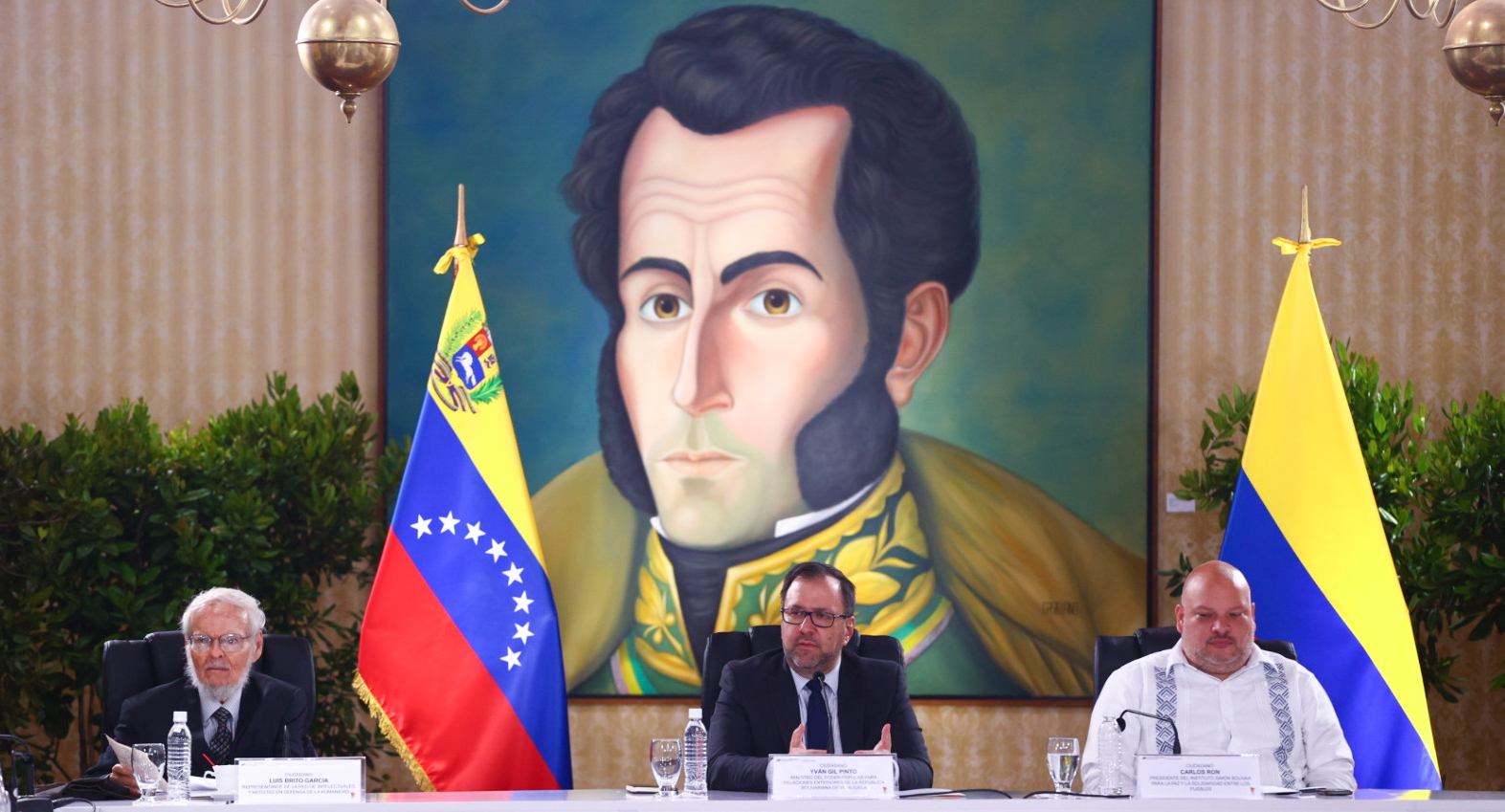 Canciller Yván Gil instaló Foro sobre Situación en Colombia