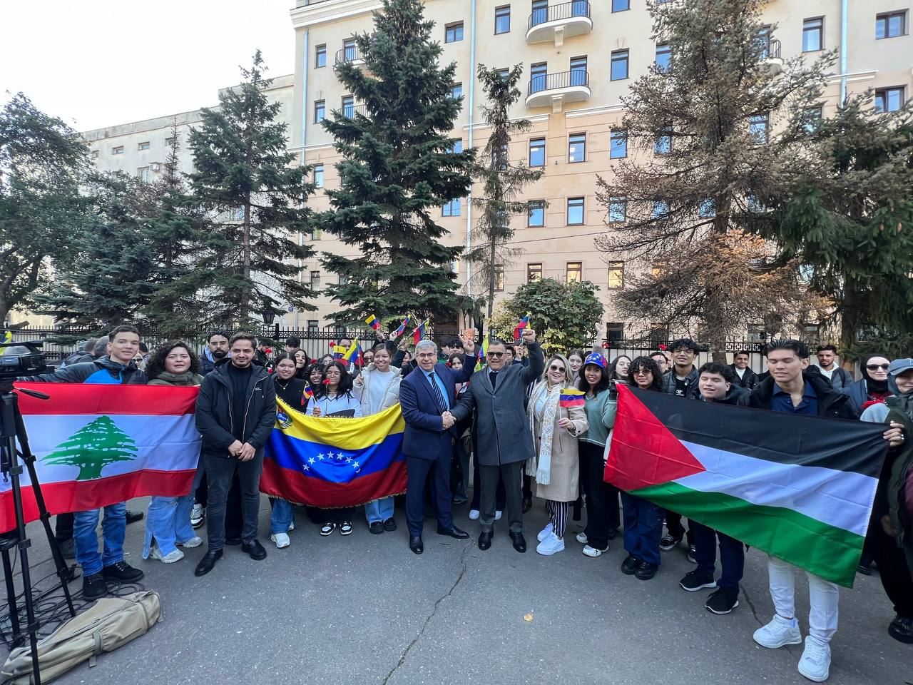 Venezuela presente en concentración en apoyo a Palestina y Líbano en Moscú