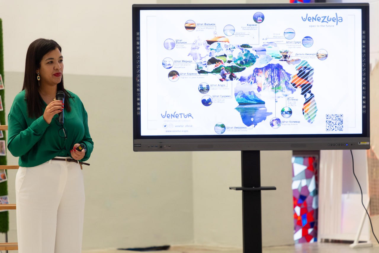 Venezuela expone tradiciones navideñas en III Festival Latinoamericano de Minsk