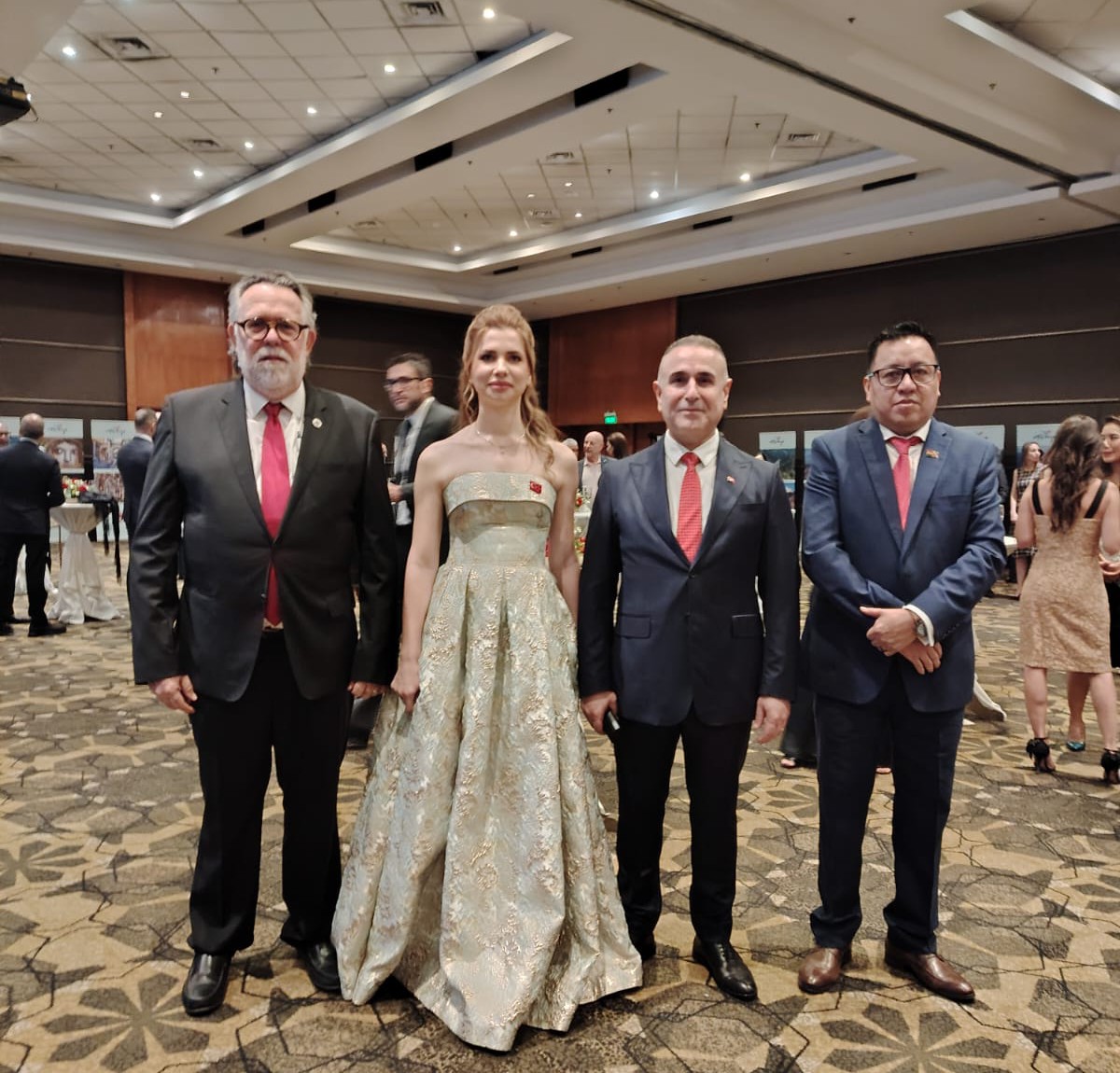 Venezuela acompaña a Türkiye en Paraguay en conmemoración aniversaria