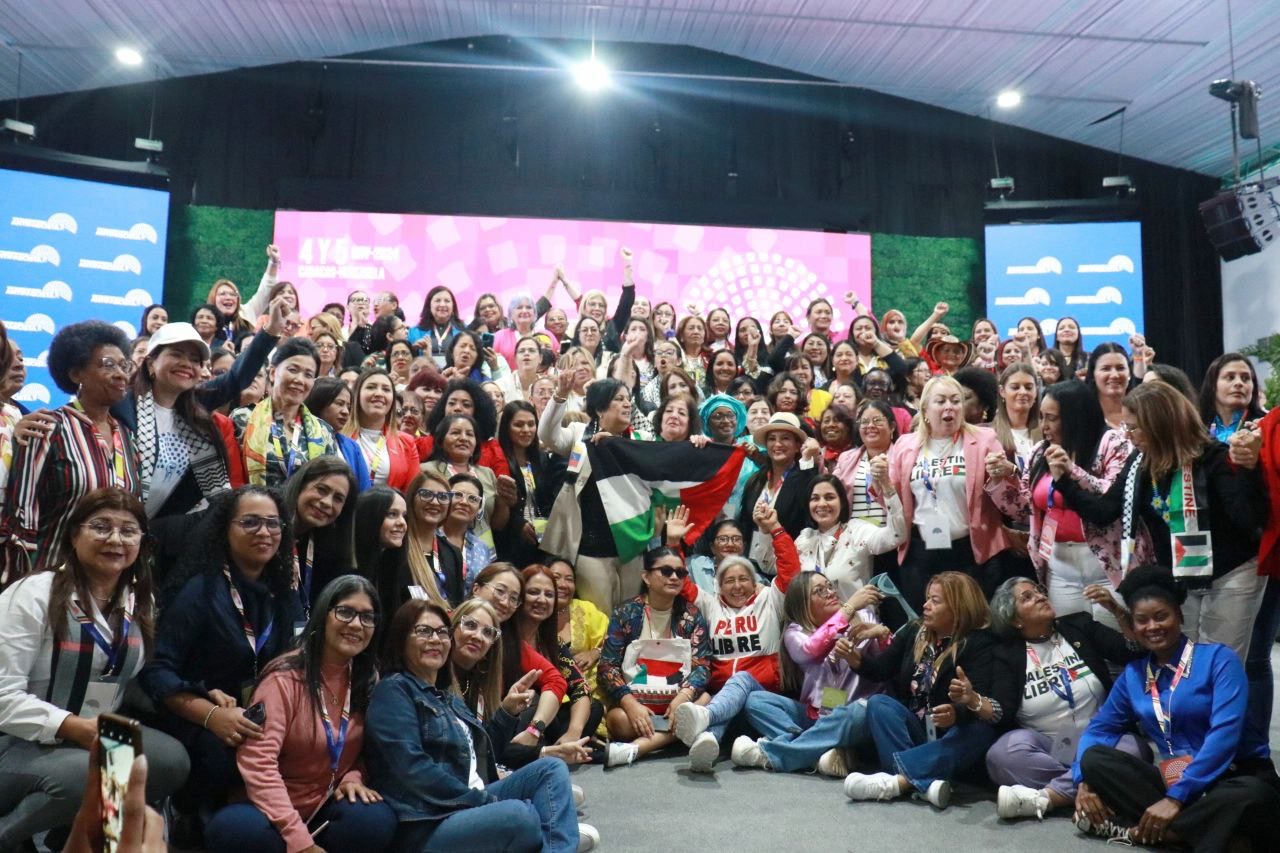 Parlamentarias del mundo se pronuncian contra el fascismo