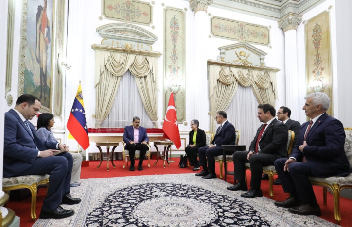 Presidente se reunió con representantes de Türkiye Petrolieri Anonim Ortakligi