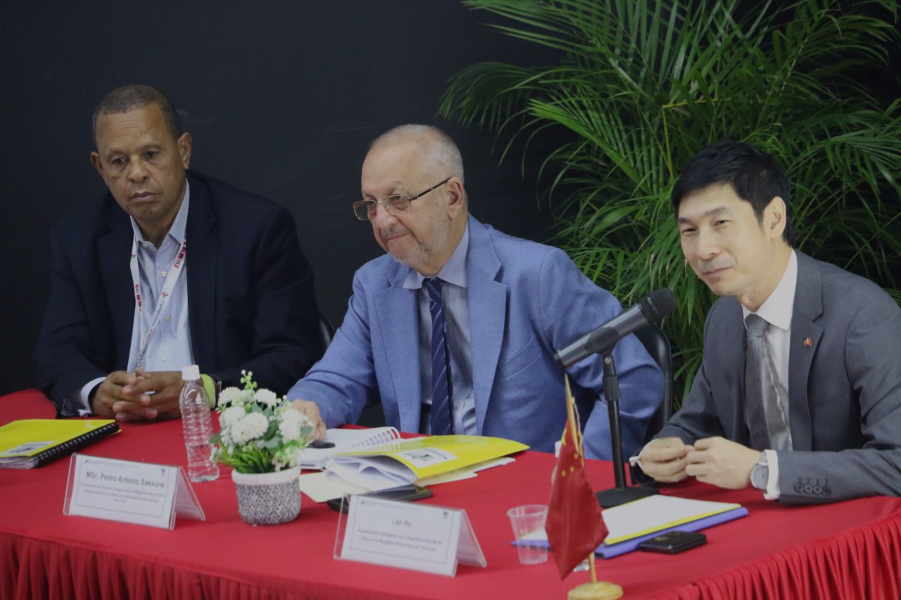 Inicia Diplomado del Pensamiento del presidente chino Xi Jinping