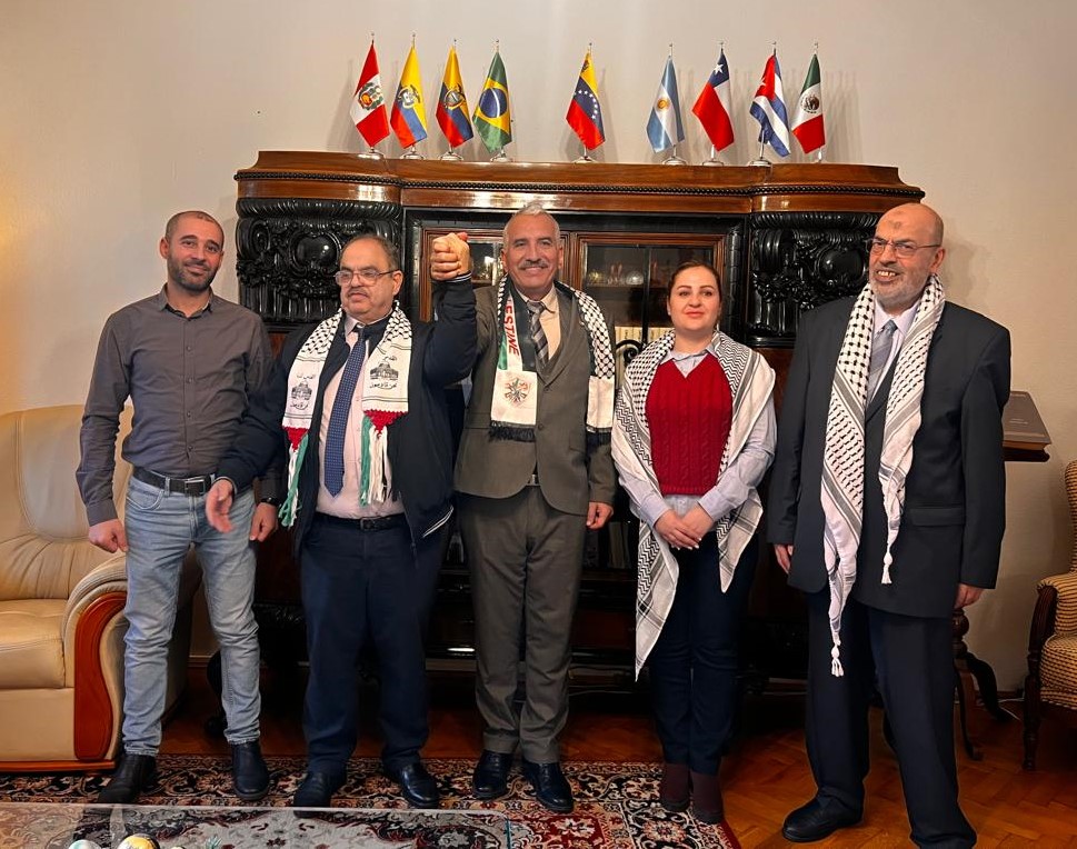 Embajador de Venezuela en Hungría recibe al Movimiento Fatah