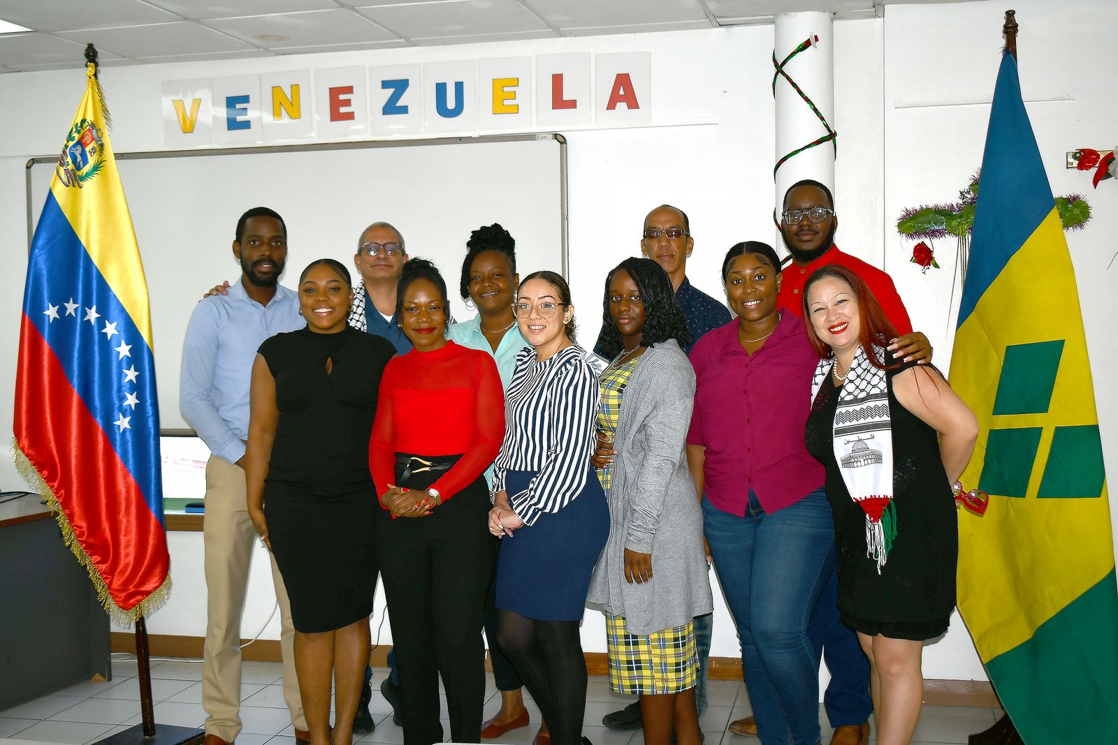 Avanza creación de Internacional Antifascista en San Vicente y las Granadinas