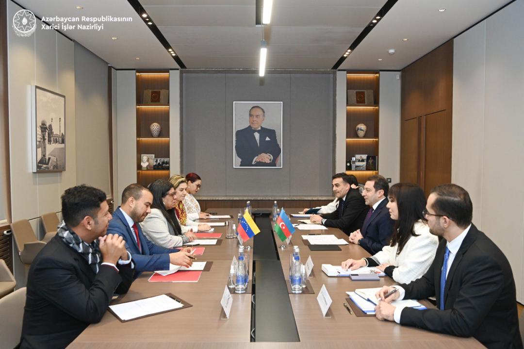 Venezuela y Azerbaiyán potencian el relacionamiento bilateral en Bakú