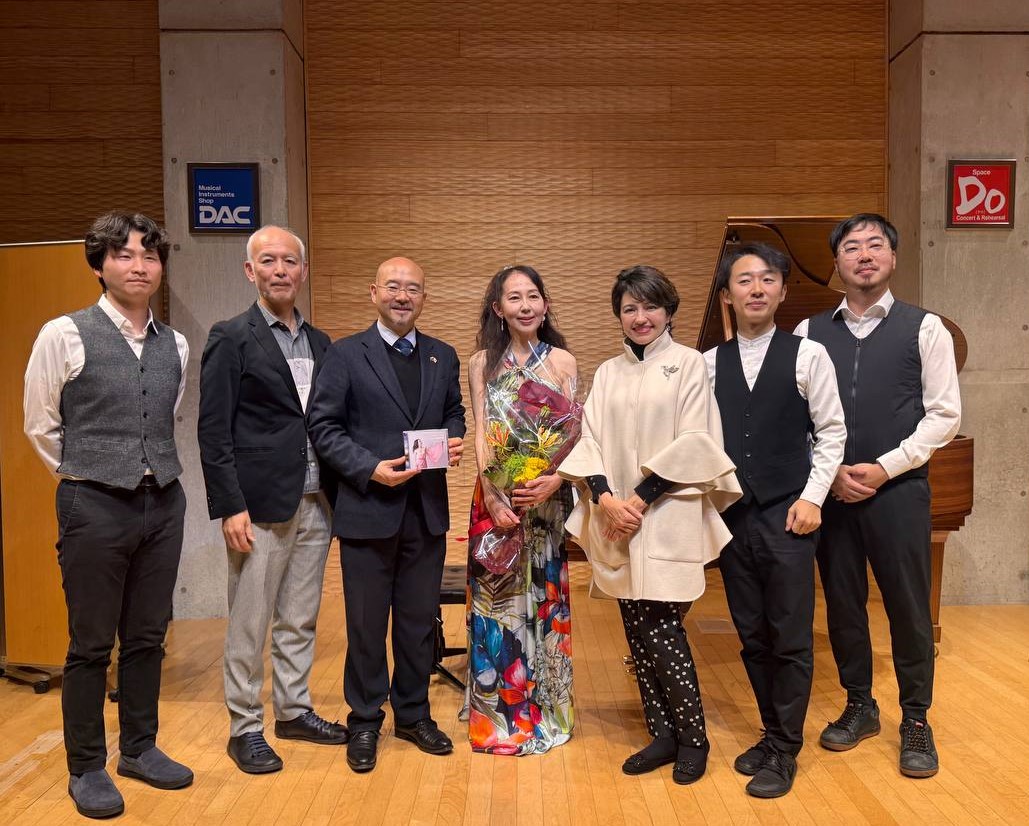 Pianista japonesa rinde homenaje a compositores venezolanos