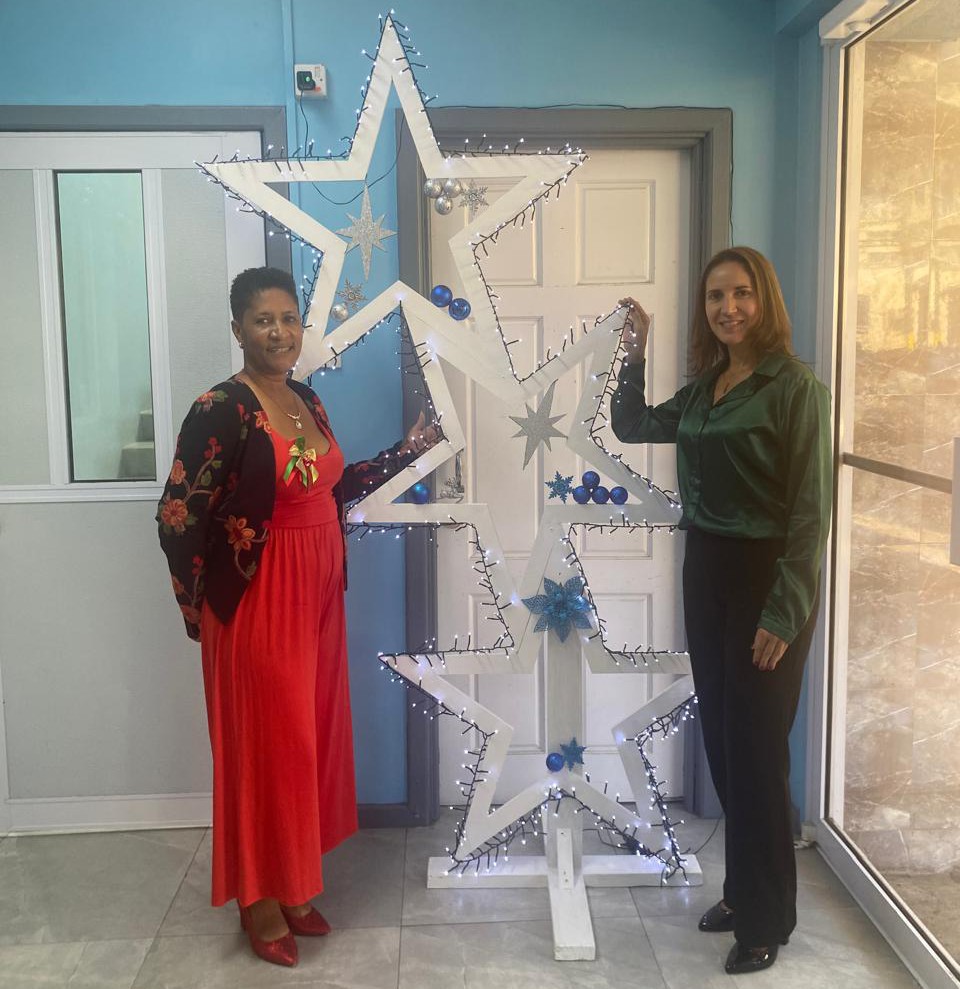 Embajadora en Santa Lucía participa en celebraciones del Día Nacional de la isla