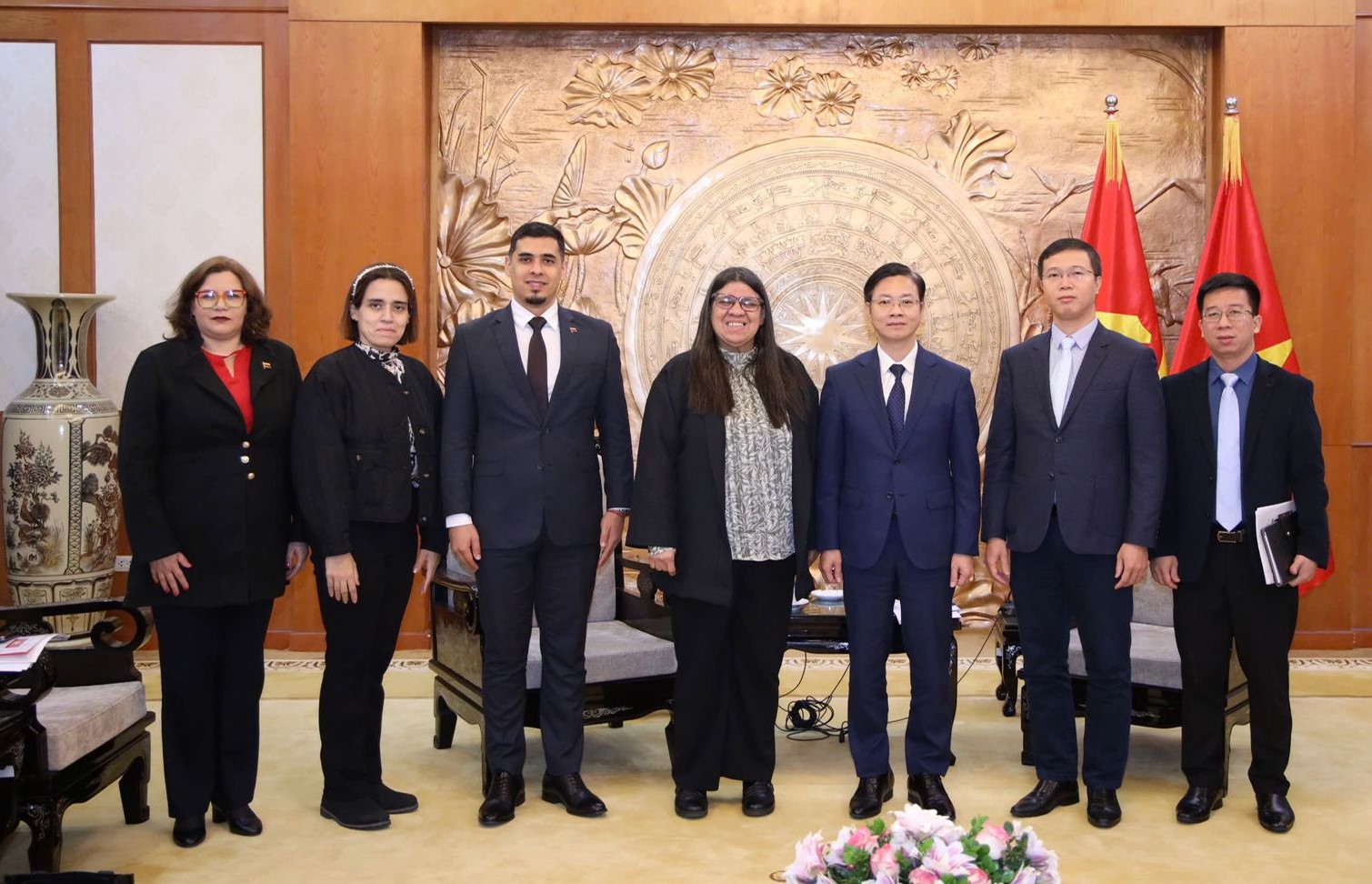 Viceministra Tatiana Pugh culmina exitosa agenda de trabajo en Vietnam