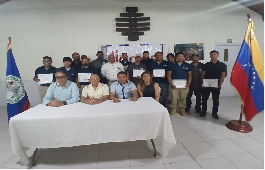 Formación en Plomería entre INCES y Cayo CET de Belice realiza acto de grado