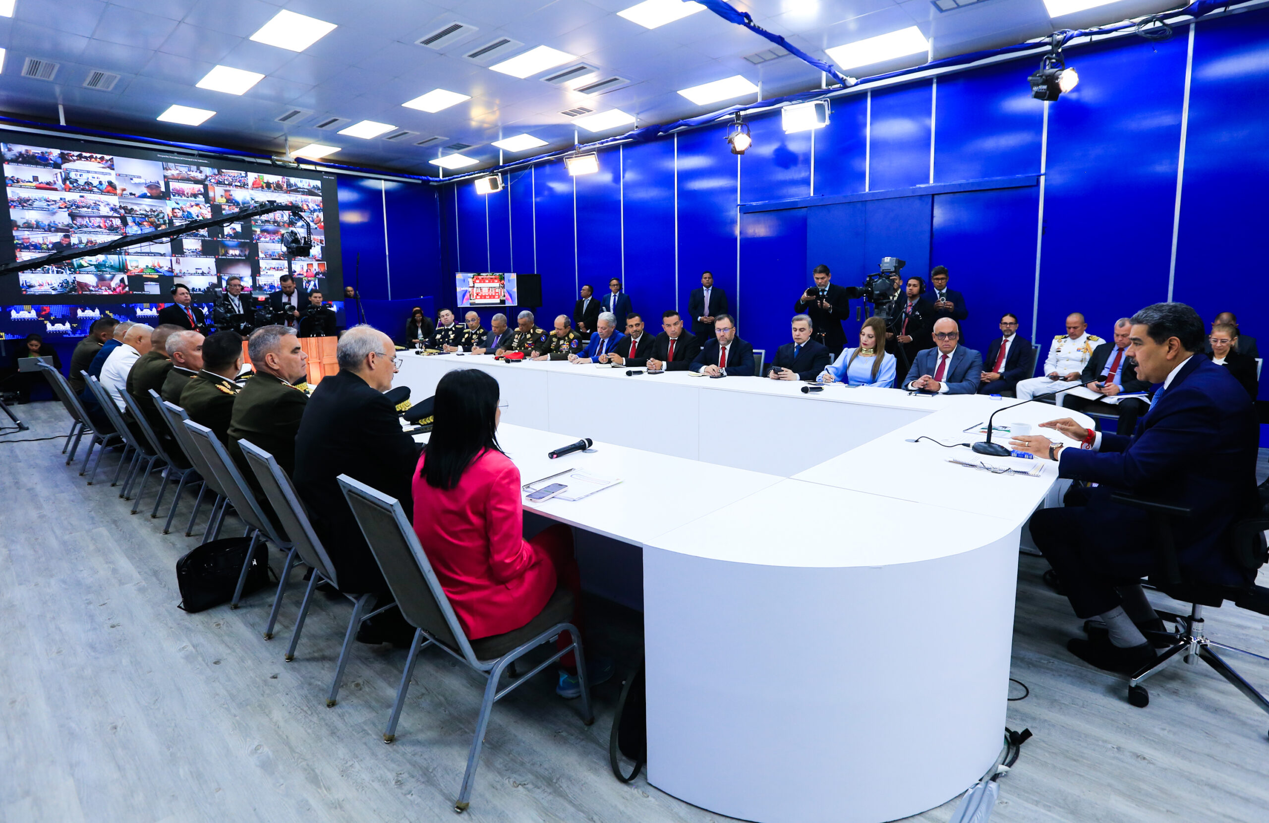 Presidente Maduro activó los Órganos de Dirección para la Defensa Integral