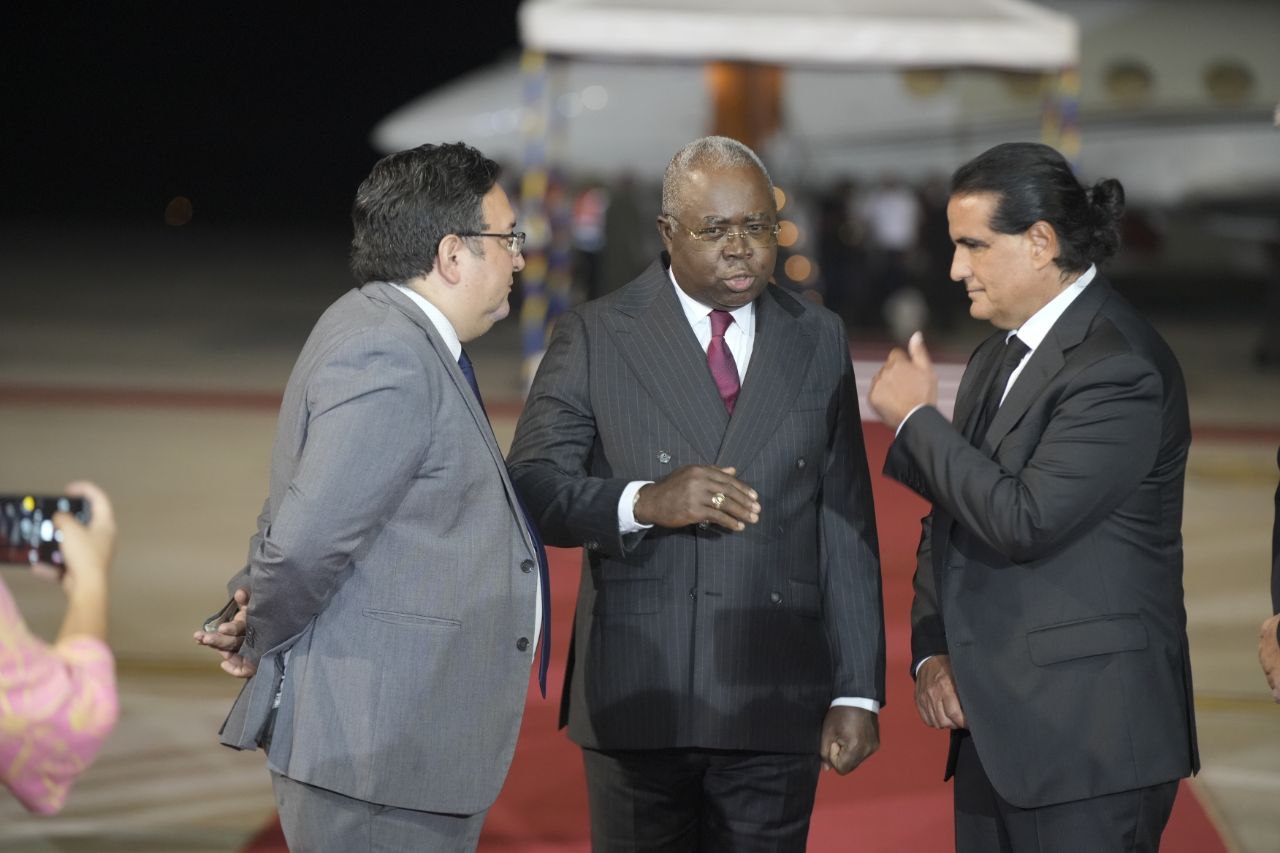 Llega delegación de República Democrática del Congo a juramentación presidencial