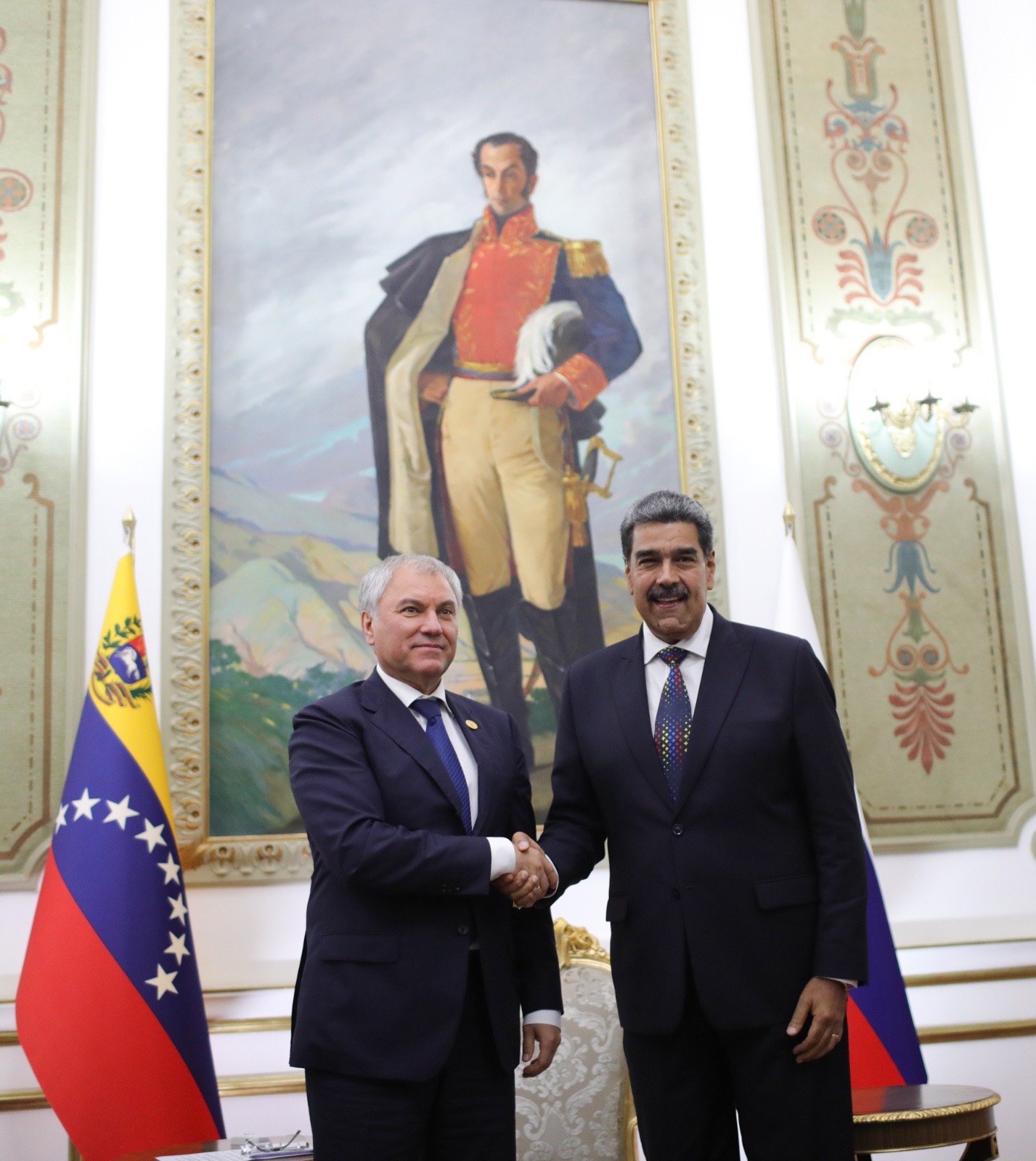 Rusia ratifica respaldo al presidente Nicolás Maduro