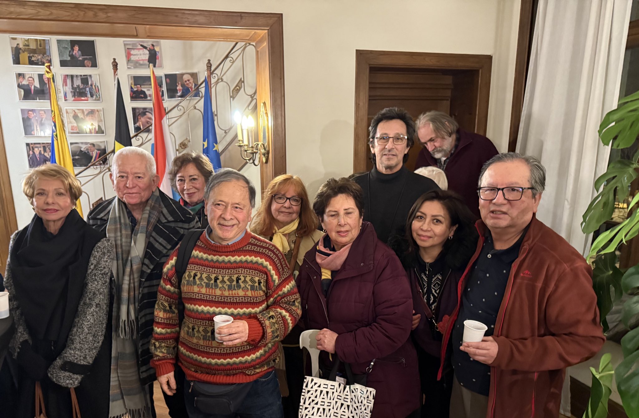 Grupos de solidaridad celebran en Bélgica juramentación del Presidente Maduro