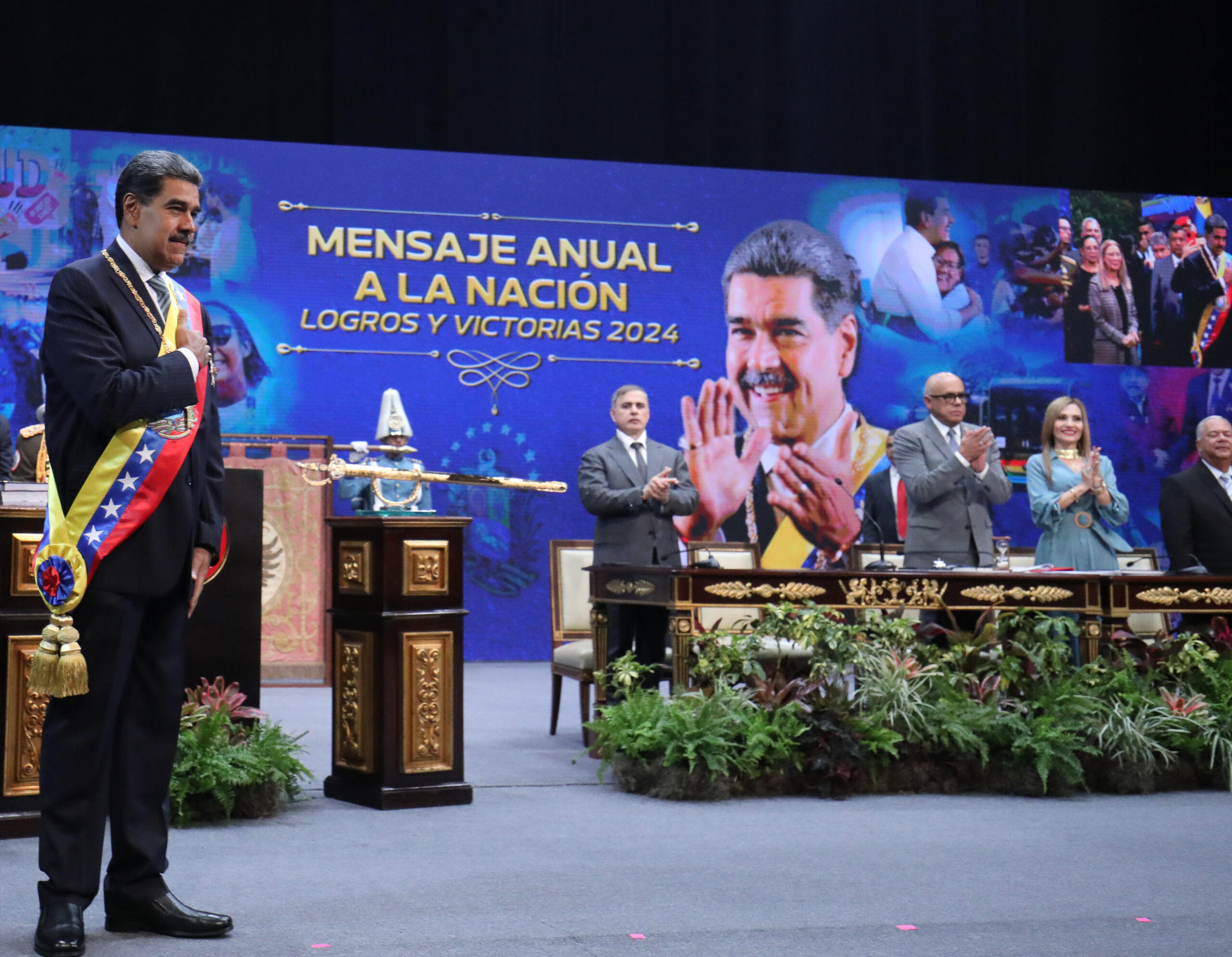 Presidente: "2025, año para seguir afinando sueños y construir la Patria Grande"