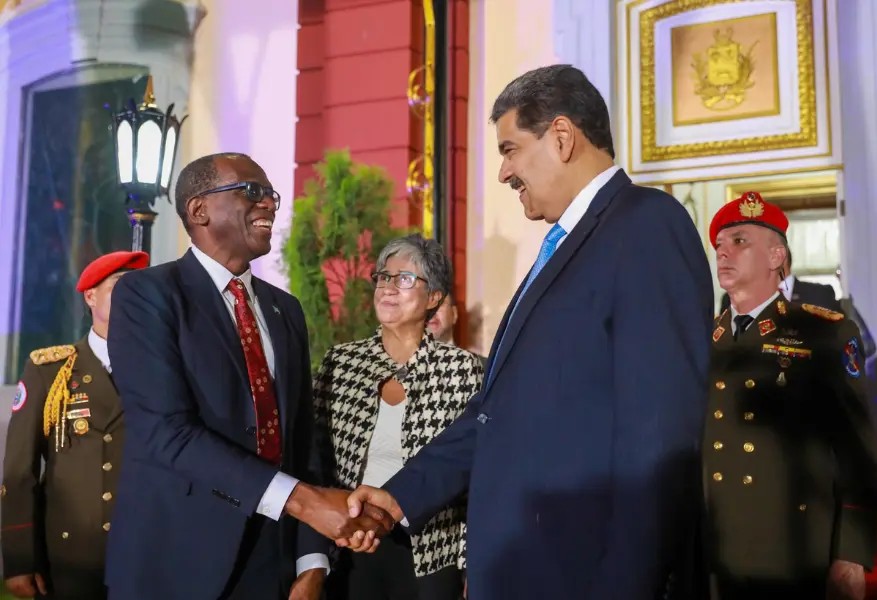 Primer Ministro de Santa Lucía felicita al Presidente Nicolás Maduro