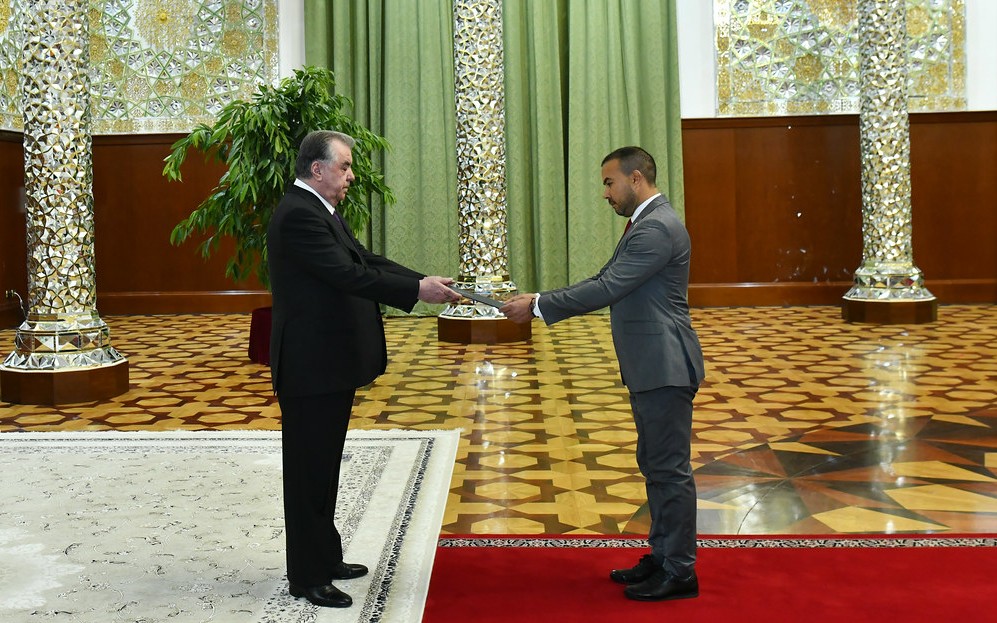 Embajador Christopher Martínez presenta Cartas Credenciales en Tayikistán