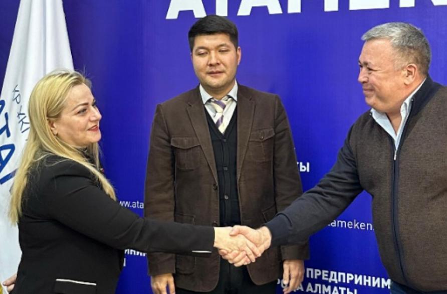 Embajadora de Venezuela promueve el cacao venezolano en Kazajistán