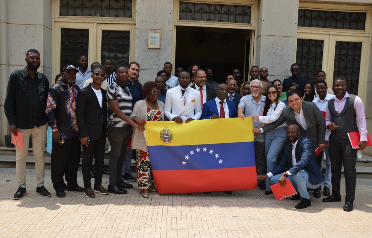 Constituido el Comité Angolano de Solidaridad con Venezuela en el marco del 4F