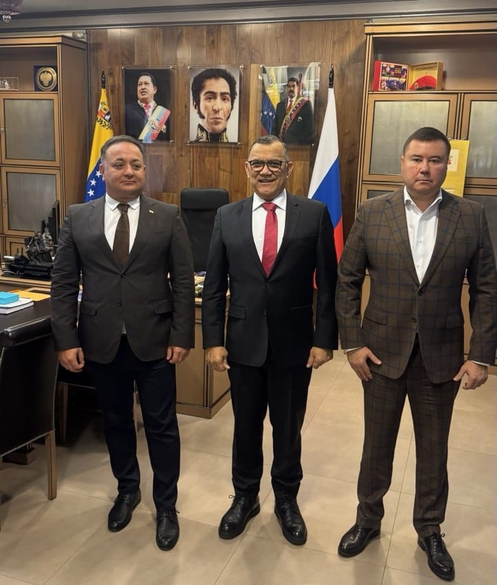 Embajador de Osetia del Sur en Rusia visita Embajada de Venezuela en Moscú