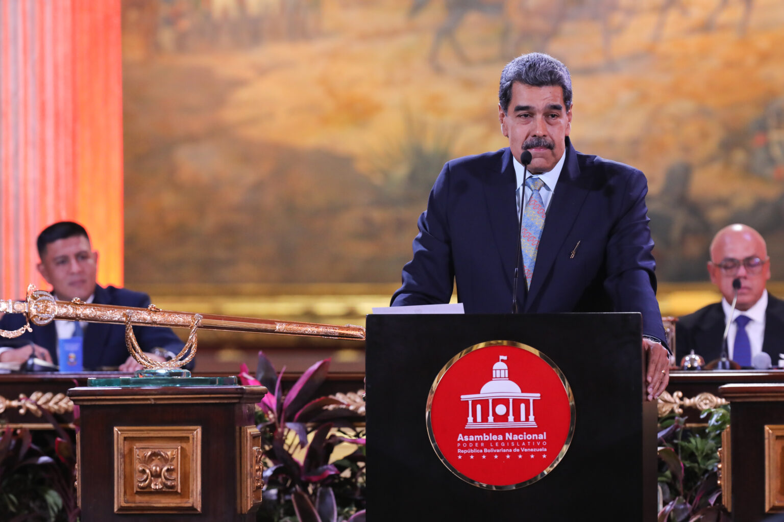 Venezuela exalta la unidad bolivariana y rechaza el colonialismo