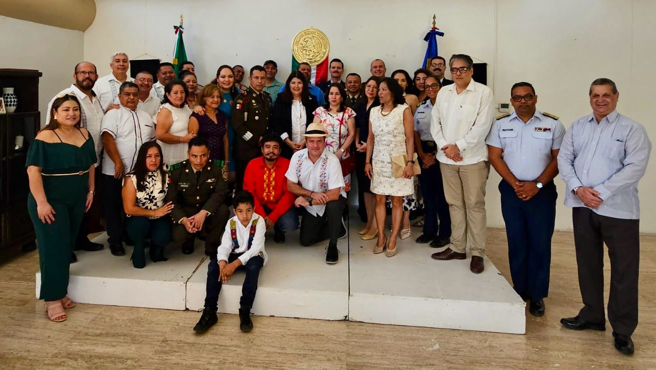 Venezuela presente en el Día del Ejército Mexicano en Belice