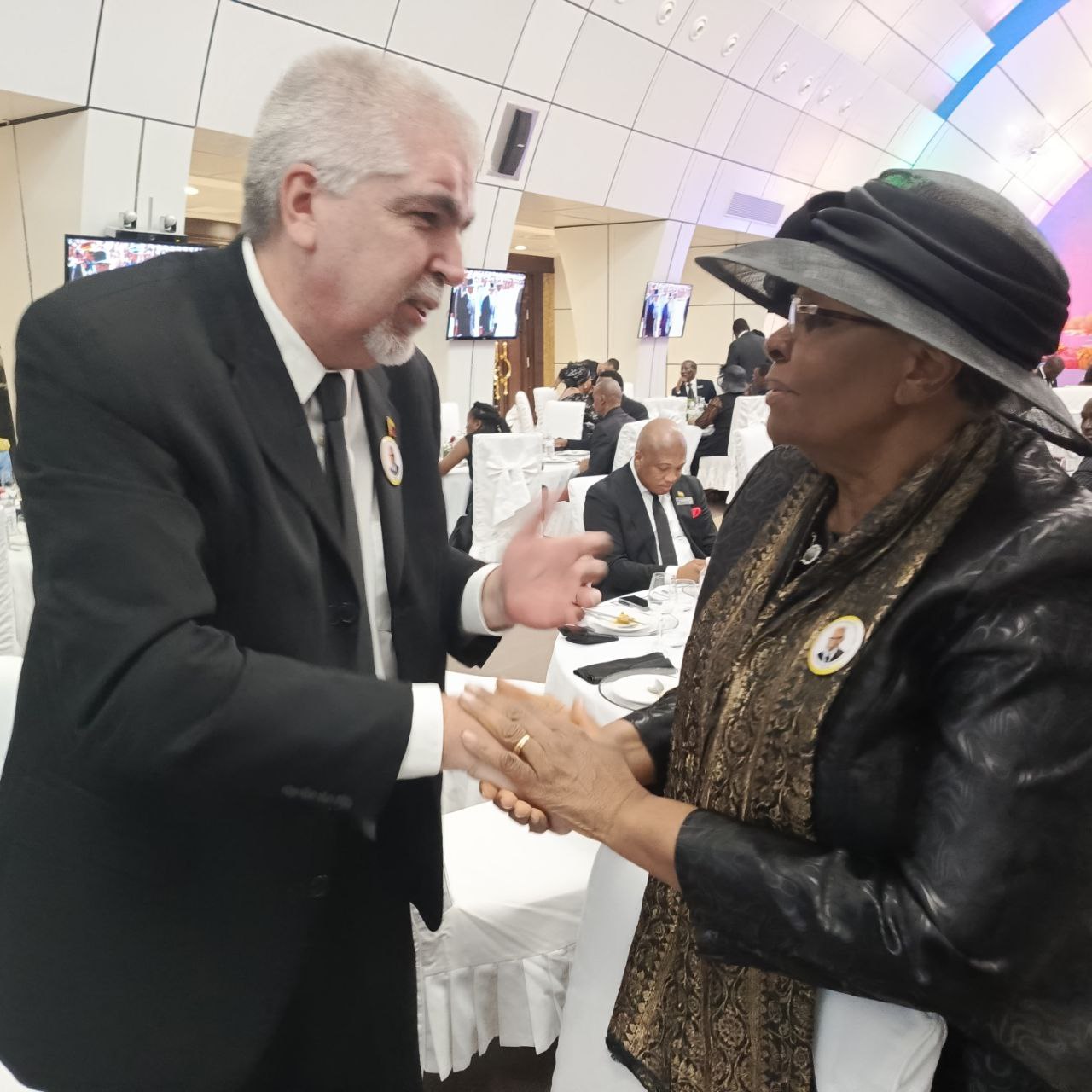 Venezuela rinde honores a Sam Nujoma, Padre Fundador de Namibia