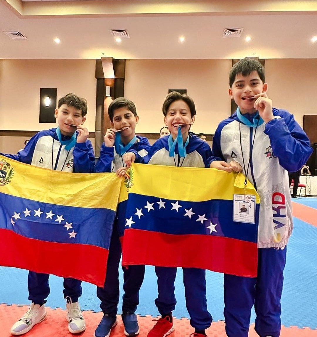 Venezuela lidera medallero en Campeonato Centroamericano y del Caribe de Karate