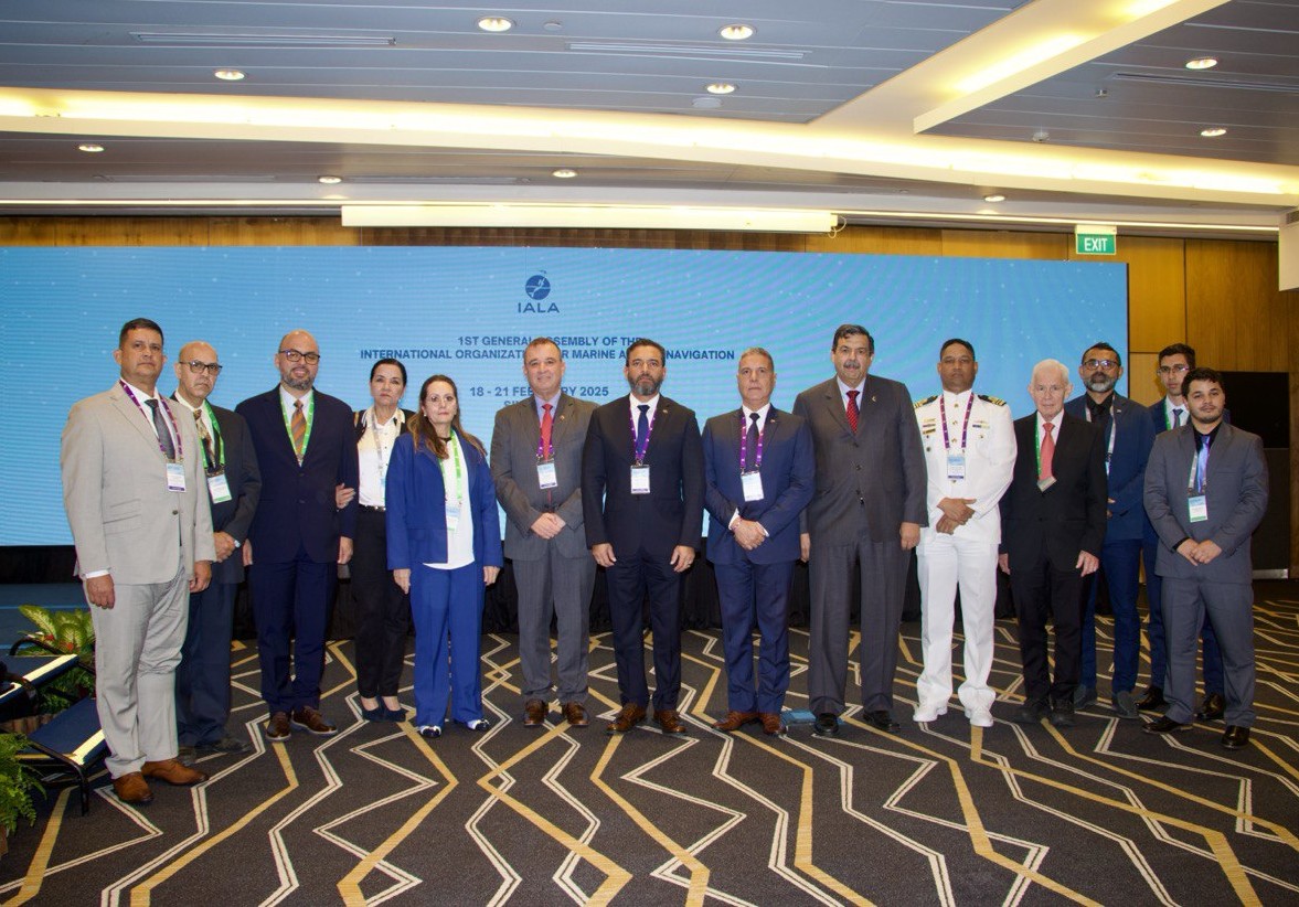 Delegación venezolana participa en 1° Asamblea General de la IALA en Singapur
