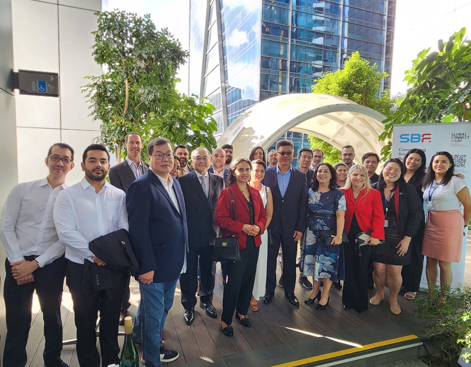 Embajada participa en presentación de Chairman de Latin American Business Group