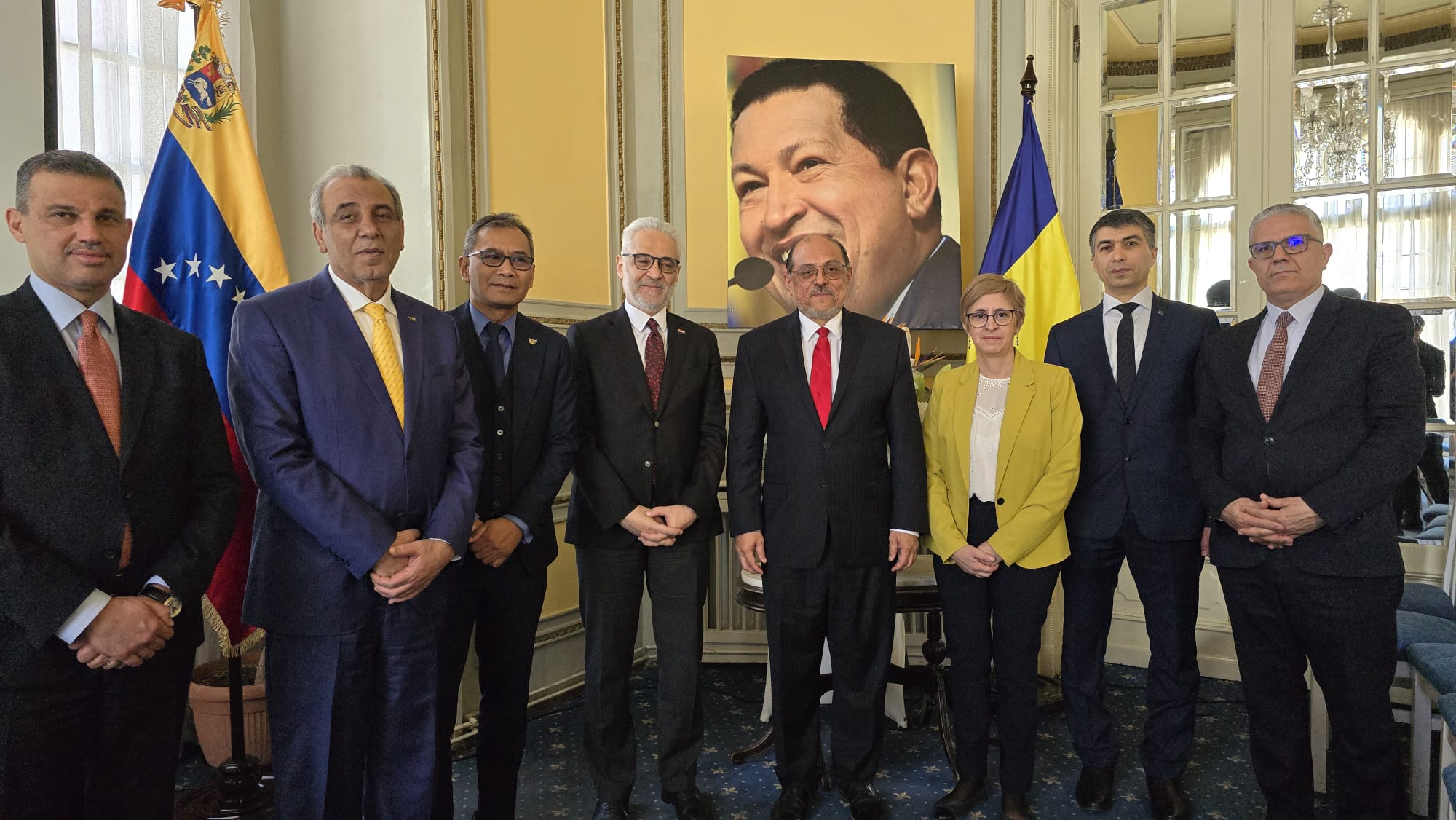 En Rumanía se conmemoró 12° aniversario del paso a la inmortalidad de Chávez