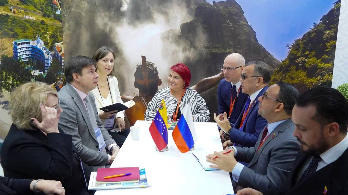 Venezuela impulsa motor turístico durante reuniones en XXXI MIIT en Rusia