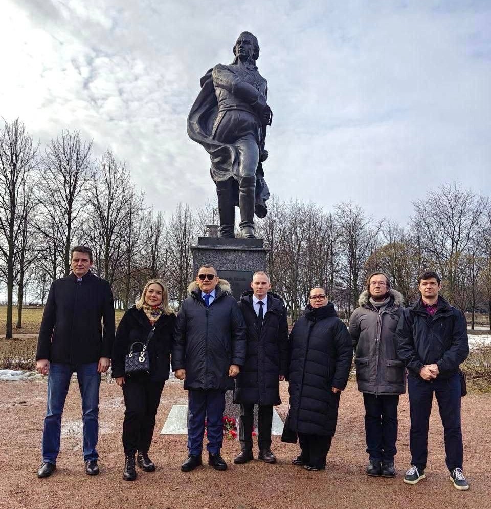 Embajador Salazar visita San Petersburgo en el marco del aniversario de relaciones Venezuela-Rusia