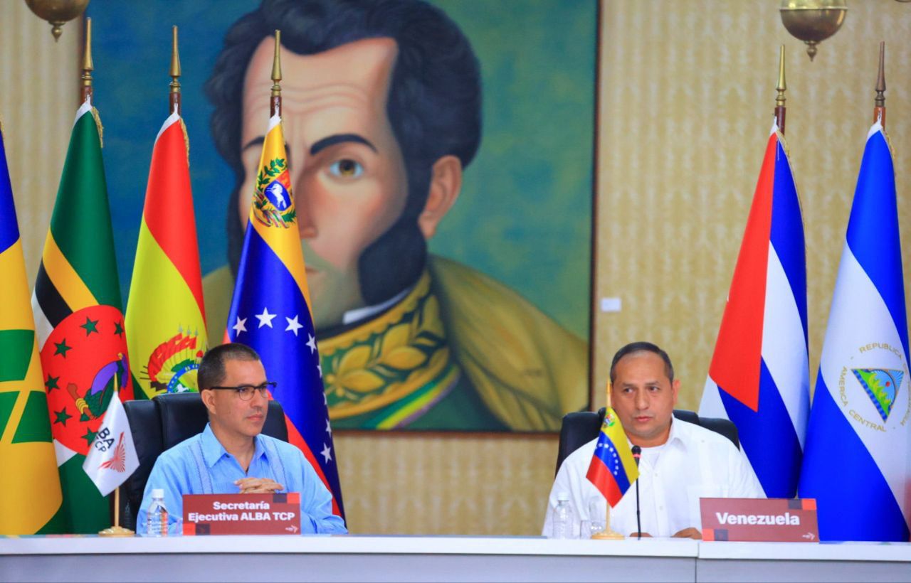Países de la ALBA-TCP abordan potenciar conectividad en materia de transporte